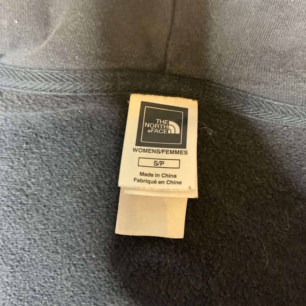 The North face women’s Black jacket - Picture 4 of 4